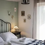 Sherlock's Holidays Boutique Apartment