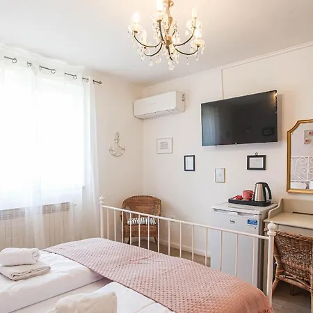 Sherlock's Holidays Boutique Portorož