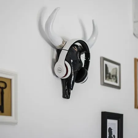 Sherlock's Holidays Boutique * בפורטורוז