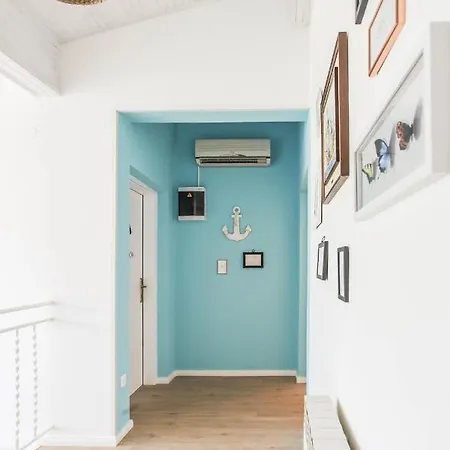 Sherlock's Holidays Boutique Apartma