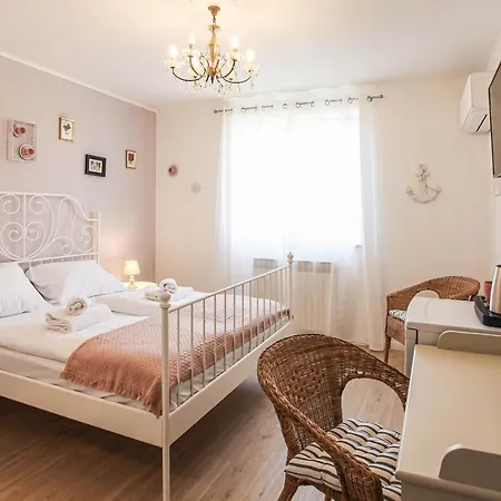 Sherlock's Holidays Boutique * Portorož