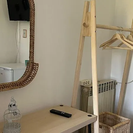Sherlock's Holidays Boutique Apartment *