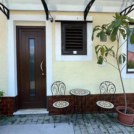 Apartment Sherlock's Holidays Boutique Portoroz