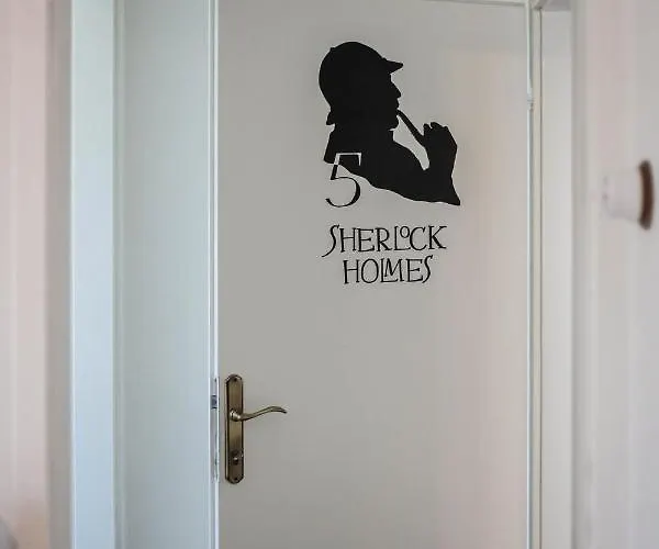 Sherlock's Holidays Boutique *