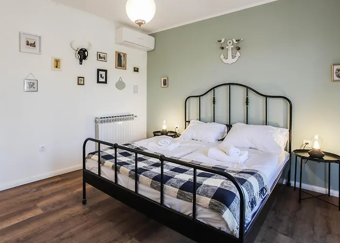 Lejlighed Sherlock's Holidays Boutique Portorož