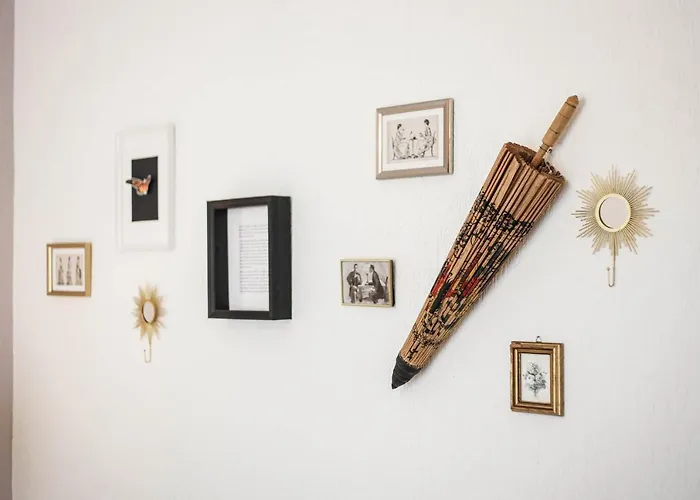 Sherlock's Holidays Boutique *