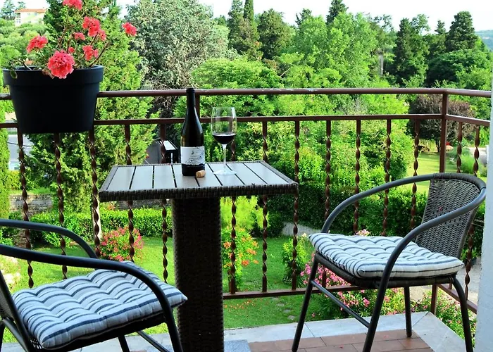 Sherlock's Holidays Boutique Appartement *